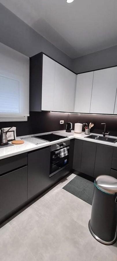 Flat 66 Apartment เทสซาโลนิกิ ภายนอก รูปภาพ
